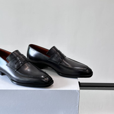 Berluti/布鲁提高端真皮大底正装皮鞋,采用进口牛皮鞋面 柔软有型,手工改色工艺,低调奢华气质,舒适透气版型,小牛皮 Berluti/布鲁提高端真皮大底正装皮鞋,采用进口牛皮鞋面 柔软有型,手工改色工艺,低调奢华气质,舒适透气版型,小牛皮