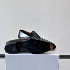 Berluti/布鲁提高端真皮大底正装皮鞋,采用进口牛皮鞋面 柔软有型,手工改色工艺,低调奢华气质,舒适透气版型,小牛皮 Berluti/布鲁提高端真皮大底正装皮鞋,采用进口牛皮鞋面 柔软有型,手工改色工艺,低调奢华气质,舒适透气版型,小牛皮