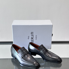 Berluti/布鲁提高端真皮大底正装皮鞋,采用进口牛皮鞋面 柔软有型,手工改色工艺,低调奢华气质,舒适透气版型,小牛皮 Berluti/布鲁提高端真皮大底正装皮鞋,采用进口牛皮鞋面 柔软有型,手工改色工艺,低调奢华气质,舒适透气版型,小牛皮