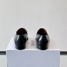 Berluti/布鲁提高端真皮大底正装皮鞋,采用进口牛皮鞋面 柔软有型,手工改色工艺,低调奢华气质,舒适透气版型,小牛皮 Berluti/布鲁提高端真皮大底正装皮鞋,采用进口牛皮鞋面 柔软有型,手工改色工艺,低调奢华气质,舒适透气版型,小牛皮