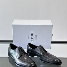 Berluti/布鲁提高端真皮大底正装皮鞋,采用进口牛皮鞋面 柔软有型,手工改色工艺,低调奢华气质,舒适透气版型,小牛皮 Berluti/布鲁提高端真皮大底正装皮鞋,采用进口牛皮鞋面 柔软有型,手工改色工艺,低调奢华气质,舒适透气版型,小牛皮