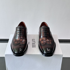 Berluti/布鲁提高端真皮大底正装皮鞋,采用进口牛皮鞋面 柔软有型,手工改色工艺,低调奢华气质,舒适透气版型,小牛皮 Berluti/布鲁提高端真皮大底正装皮鞋,采用进口牛皮鞋面 柔软有型,手工改色工艺,低调奢华气质,舒适透气版型,小牛皮