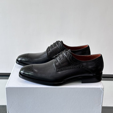 Berluti/布鲁提高端真皮大底正装皮鞋,采用进口牛皮鞋面 柔软有型,手工改色工艺,低调奢华气质,舒适透气版型,小牛皮 Berluti/布鲁提高端真皮大底正装皮鞋,采用进口牛皮鞋面 柔软有型,手工改色工艺,低调奢华气质,舒适透气版型,小牛皮