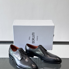 Berluti/布鲁提高端真皮大底正装皮鞋,采用进口牛皮鞋面 柔软有型,手工改色工艺,低调奢华气质,舒适透气版型,小牛皮 Berluti/布鲁提高端真皮大底正装皮鞋,采用进口牛皮鞋面 柔软有型,手工改色工艺,低调奢华气质,舒适透气版型,小牛皮
