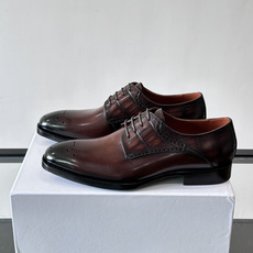 Berluti/布鲁提高端真皮大底正装皮鞋,采用进口牛皮鞋面 柔软有型,手工改色工艺,低调奢华气质,舒适透气版型,小牛皮 Berluti/布鲁提高端真皮大底正装皮鞋,采用进口牛皮鞋面 柔软有型,手工改色工艺,低调奢华气质,舒适透气版型,小牛皮