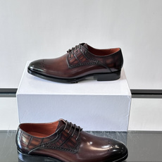 Berluti/布鲁提高端真皮大底正装皮鞋,采用进口牛皮鞋面 柔软有型,手工改色工艺,低调奢华气质,舒适透气版型,小牛皮 Berluti/布鲁提高端真皮大底正装皮鞋,采用进口牛皮鞋面 柔软有型,手工改色工艺,低调奢华气质,舒适透气版型,小牛皮