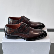 Berluti/布鲁提高端真皮大底正装皮鞋,采用进口牛皮鞋面 柔软有型,手工改色工艺,低调奢华气质,舒适透气版型,小牛皮 Berluti/布鲁提高端真皮大底正装皮鞋,采用进口牛皮鞋面 柔软有型,手工改色工艺,低调奢华气质,舒适透气版型,小牛皮