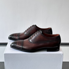 Berluti/布鲁提高端真皮大底正装皮鞋,采用进口牛皮鞋面 柔软有型,手工改色工艺,低调奢华气质,舒适透气版型,小牛皮 Berluti/布鲁提高端真皮大底正装皮鞋,采用进口牛皮鞋面 柔软有型,手工改色工艺,低调奢华气质,舒适透气版型,小牛皮