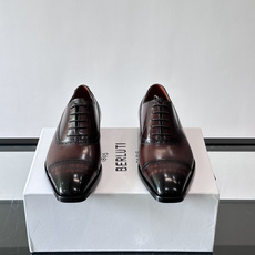 Berluti/布鲁提高端真皮大底正装皮鞋,采用进口牛皮鞋面 柔软有型,手工改色工艺,低调奢华气质,舒适透气版型,小牛皮 Berluti/布鲁提高端真皮大底正装皮鞋,采用进口牛皮鞋面 柔软有型,手工改色工艺,低调奢华气质,舒适透气版型,小牛皮