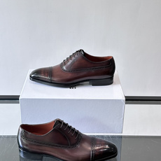 Berluti/布鲁提高端真皮大底正装皮鞋,采用进口牛皮鞋面 柔软有型,手工改色工艺,低调奢华气质,舒适透气版型,小牛皮 Berluti/布鲁提高端真皮大底正装皮鞋,采用进口牛皮鞋面 柔软有型,手工改色工艺,低调奢华气质,舒适透气版型,小牛皮