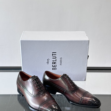 Berluti/布鲁提高端真皮大底正装皮鞋,采用进口牛皮鞋面 柔软有型,手工改色工艺,低调奢华气质,舒适透气版型,小牛皮 Berluti/布鲁提高端真皮大底正装皮鞋,采用进口牛皮鞋面 柔软有型,手工改色工艺,低调奢华气质,舒适透气版型,小牛皮