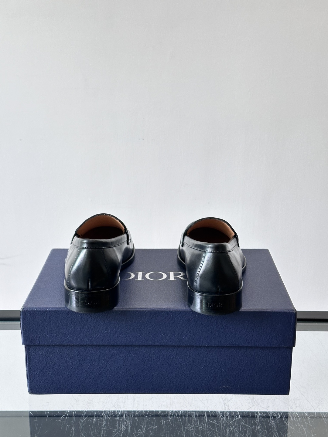 Dior D Metal Logo Leather Loafers