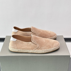 Brunello Cucinelli麂皮渔夫鞋EsPadrilles。翻毛皮鞋面搭配草编底,一脚蹬的穆勒鞋款式。鞋垫上有 Brunello Cucinelli麂皮渔夫鞋EsPadrilles。翻毛皮鞋面搭配草编底,一脚蹬的穆勒鞋款式。鞋垫上有