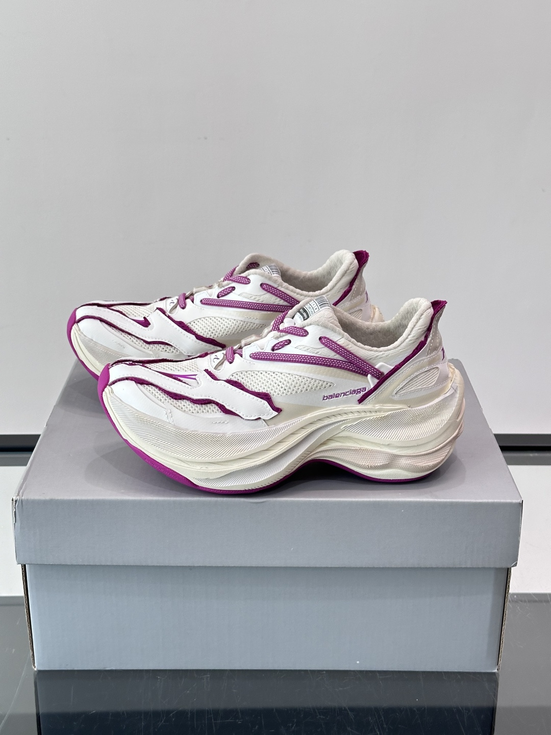 Balenciaga Jet Platform Sneaker 喷射系列低帮复古阔型摩登轻量厚底老爹风休闲情侣👫运动鞋 Balenciaga Jet Platform Sneaker 喷射系列低帮复古阔型摩登轻量厚底老爹风休闲情侣👫运动鞋