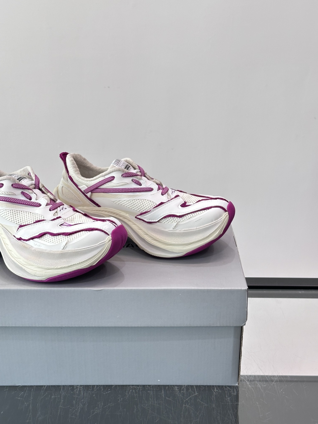 Balenciaga Jet Platform Sneaker 喷射系列低帮复古阔型摩登轻量厚底老爹风休闲情侣👫运动鞋 Balenciaga Jet Platform Sneaker 喷射系列低帮复古阔型摩登轻量厚底老爹风休闲情侣👫运动鞋