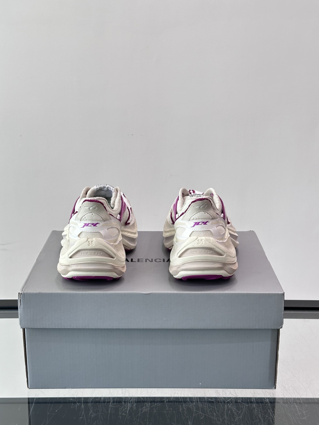 Balenciaga Jet Platform Sneaker 喷射系列低帮复古阔型摩登轻量厚底老爹风休闲情侣👫运动鞋 Balenciaga Jet Platform Sneaker 喷射系列低帮复古阔型摩登轻量厚底老爹风休闲情侣👫运动鞋
