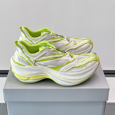 Balenciaga Jet Platform Sneaker 喷射系列低帮复古阔型摩登轻量厚底老爹风休闲情侣👫运动鞋 Balenciaga Jet Platform Sneaker 喷射系列低帮复古阔型摩登轻量厚底老爹风休闲情侣👫运动鞋