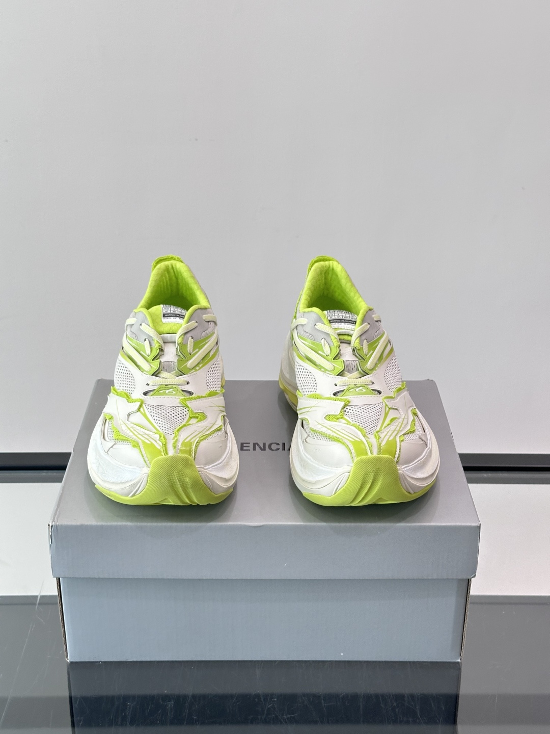 Balenciaga Jet Platform Sneaker 喷射系列低帮复古阔型摩登轻量厚底老爹风休闲情侣👫运动鞋 Balenciaga Jet Platform Sneaker 喷射系列低帮复古阔型摩登轻量厚底老爹风休闲情侣👫运动鞋