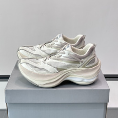 Balenciaga Jet Platform Sneaker 喷射系列低帮复古阔型摩登轻量厚底老爹风休闲情侣👫运动鞋 Balenciaga Jet Platform Sneaker 喷射系列低帮复古阔型摩登轻量厚底老爹风休闲情侣👫运动鞋