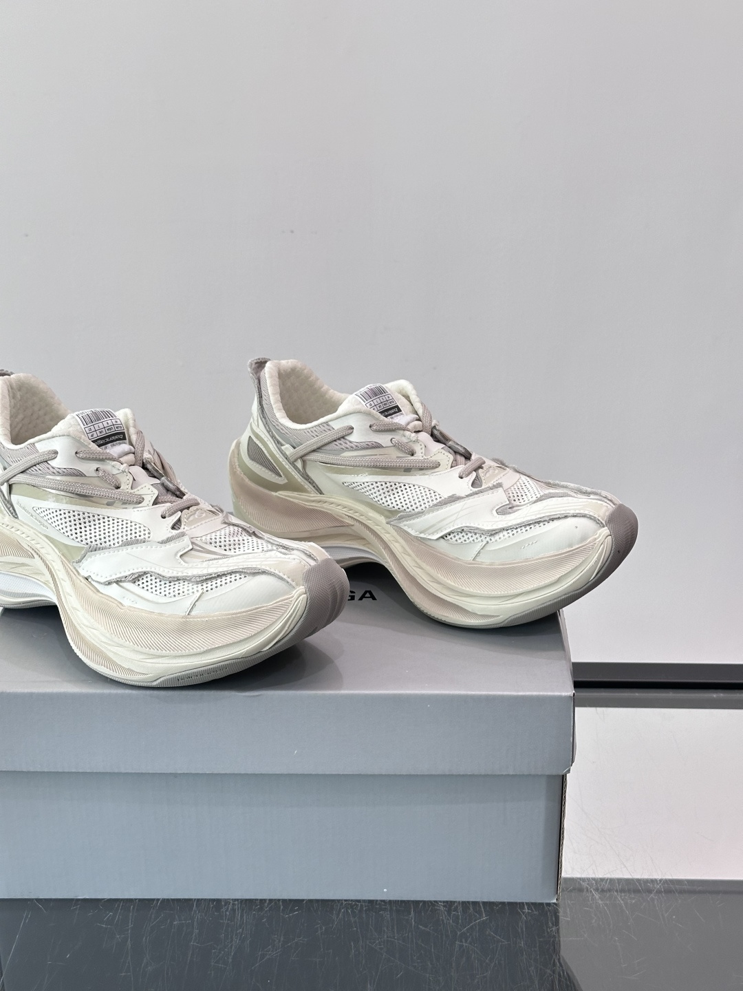 Balenciaga Jet Platform Sneaker 喷射系列低帮复古阔型摩登轻量厚底老爹风休闲情侣👫运动鞋 Balenciaga Jet Platform Sneaker 喷射系列低帮复古阔型摩登轻量厚底老爹风休闲情侣👫运动鞋