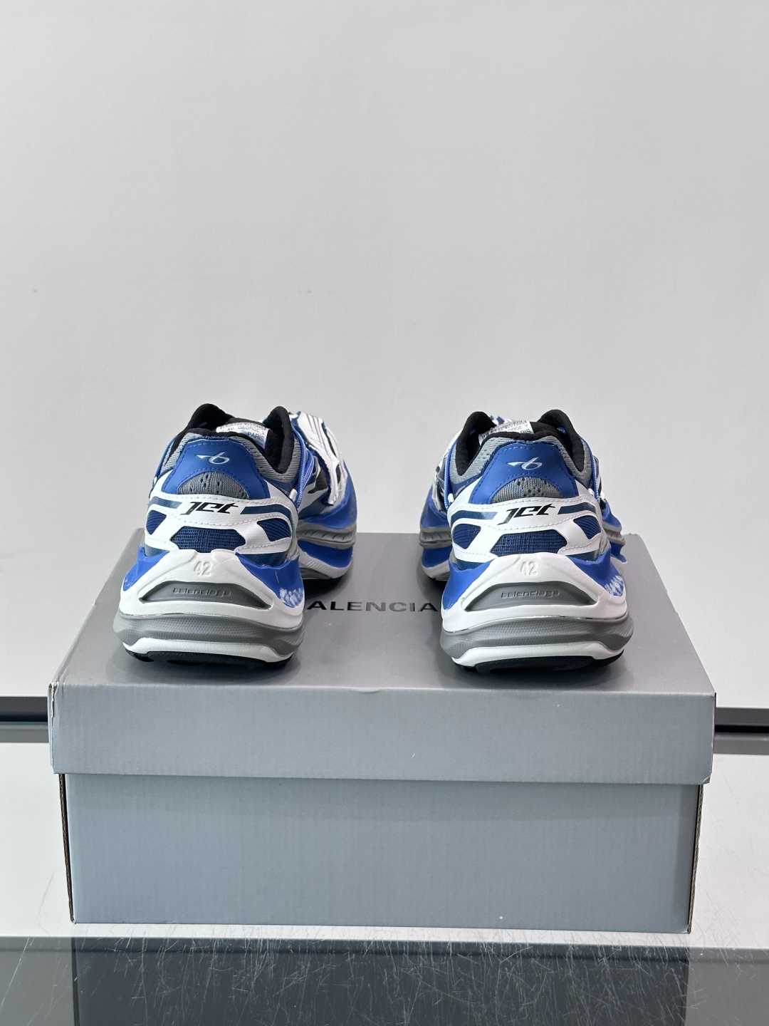 Balenciaga Jet Platform Sneaker 喷射系列低帮复古阔型摩登轻量厚底老爹风休闲情侣👫运动鞋 Balenciaga Jet Platform Sneaker 喷射系列低帮复古阔型摩登轻量厚底老爹风休闲情侣👫运动鞋