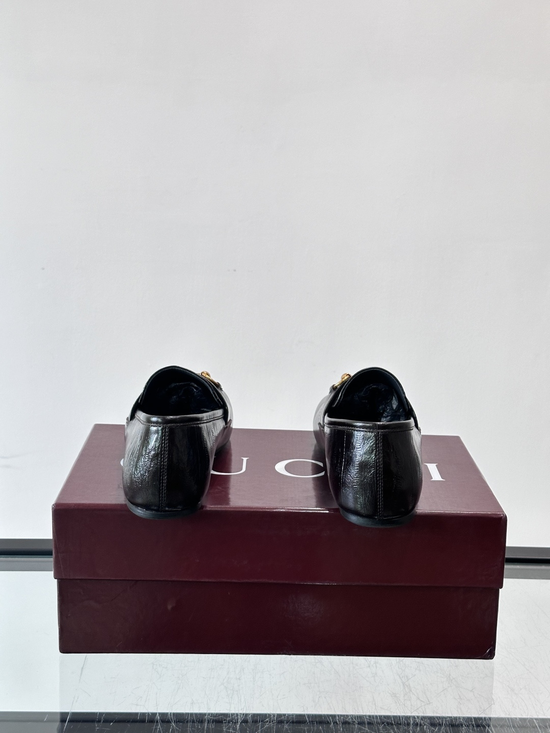 Gucci～经典老花皮鞋👞。原版印花牛皮打造，搭配牛皮内里，注塑成型特制牛皮垫，真皮大底，超精车线，尽显高档奢华，时尚必