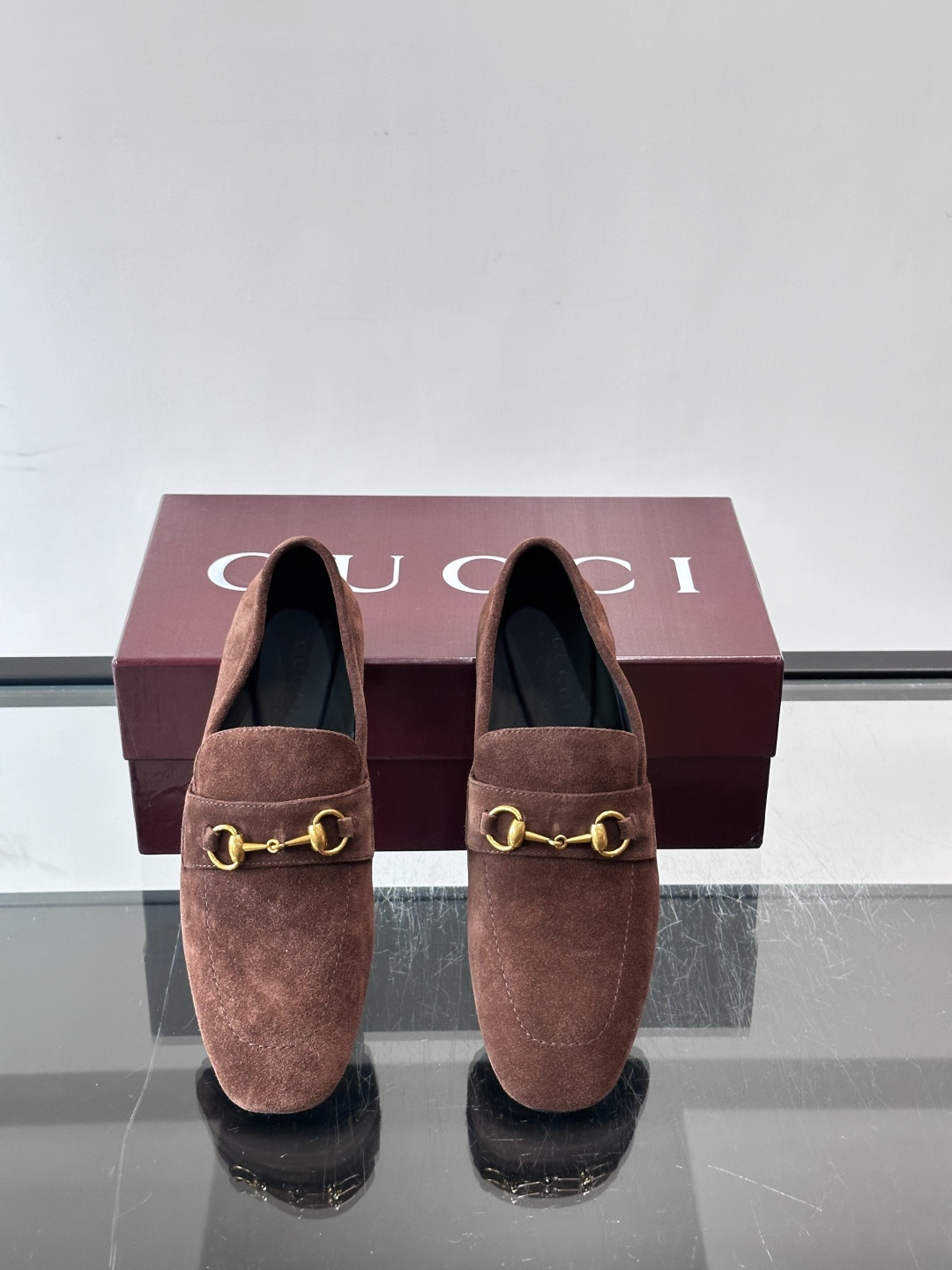 Gucci～经典老花皮鞋👞。原版印花牛皮打造，搭配牛皮内里，注塑成型特制牛皮垫，真皮大底，超精车线，尽显高档奢华，时尚必