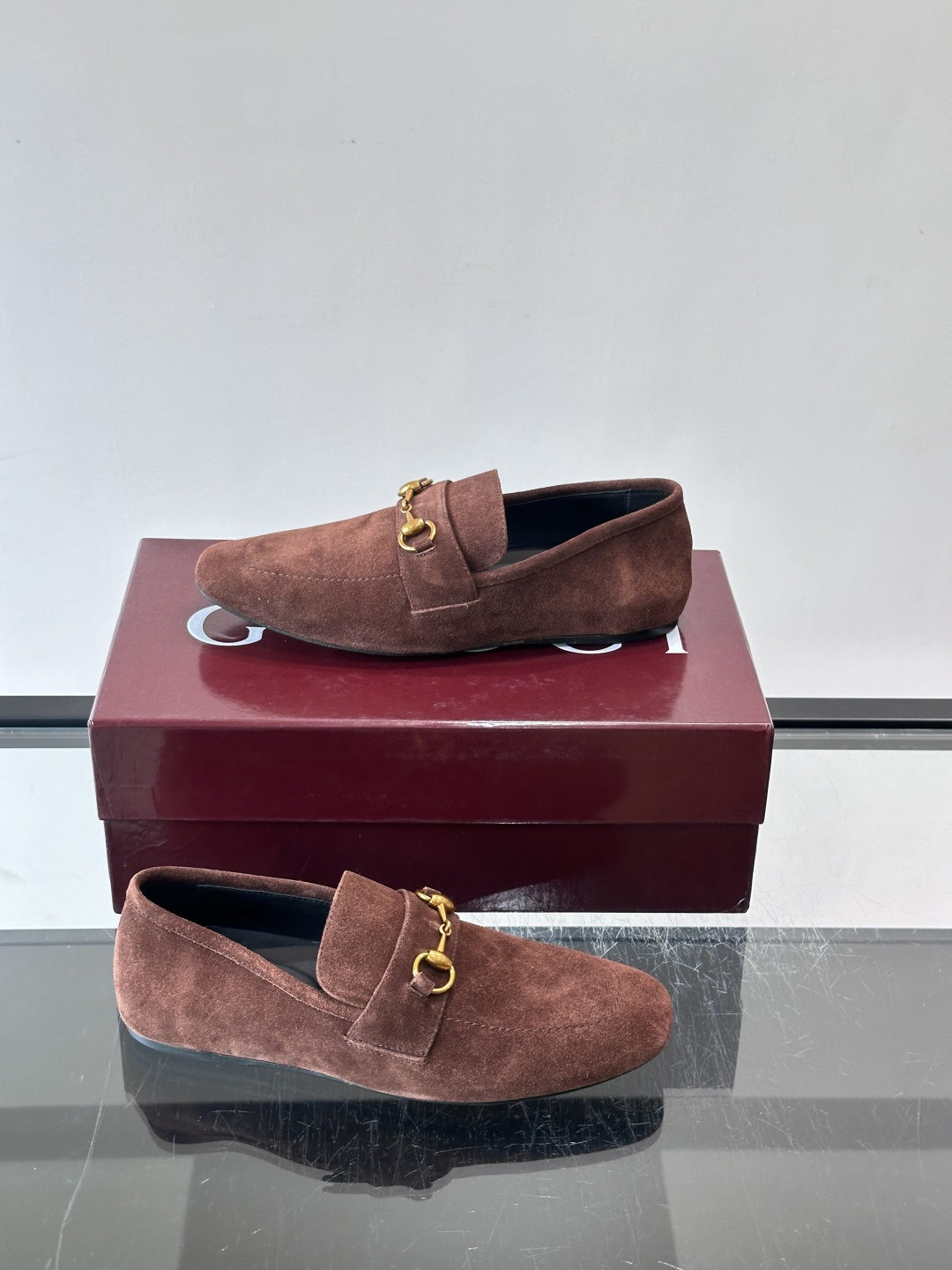 Gucci～经典老花皮鞋👞。原版印花牛皮打造，搭配牛皮内里，注塑成型特制牛皮垫，真皮大底，超精车线，尽显高档奢华，时尚必