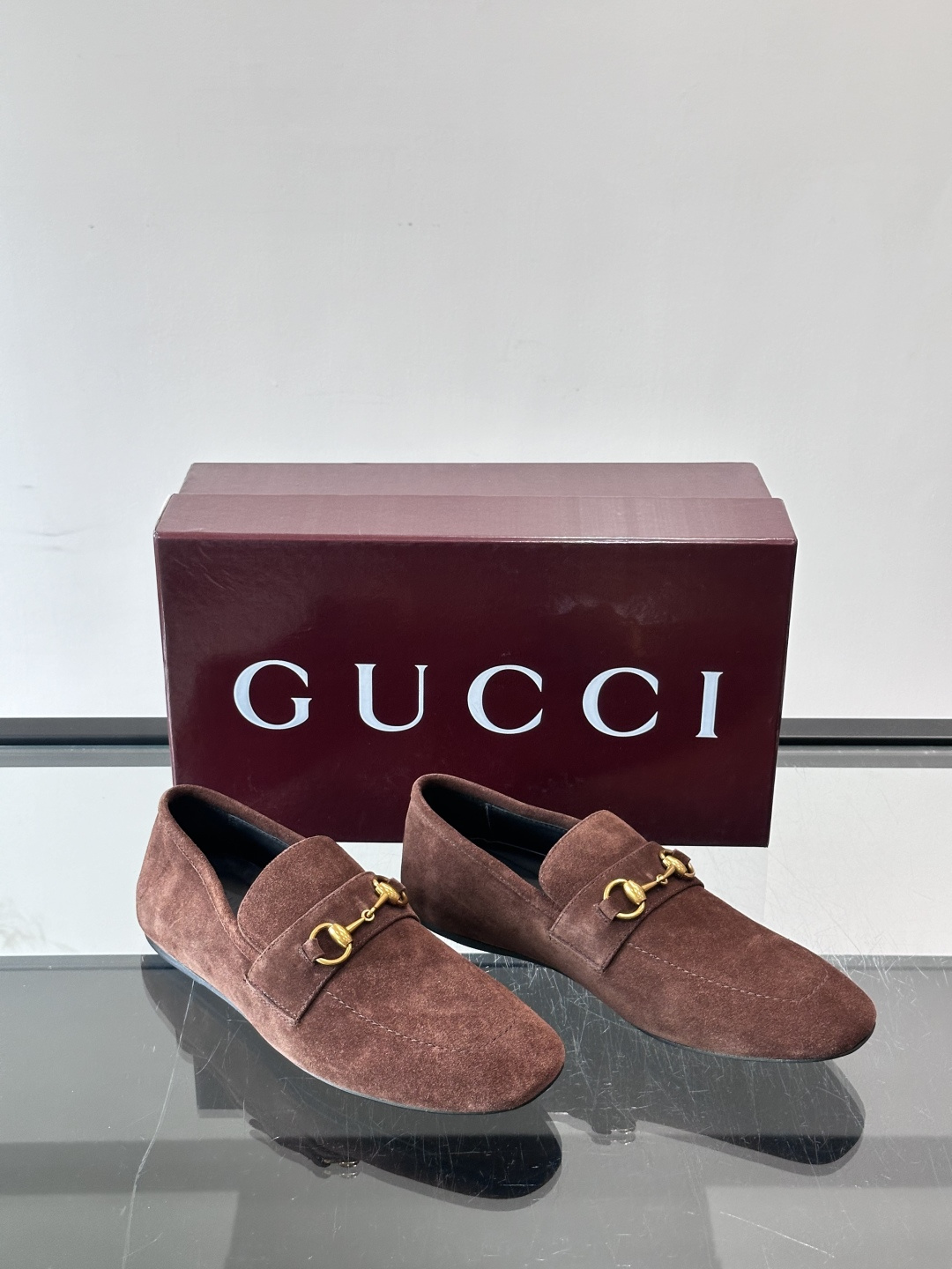 Gucci～经典老花皮鞋👞。原版印花牛皮打造，搭配牛皮内里，注塑成型特制牛皮垫，真皮大底，超精车线，尽显高档奢华，时尚必