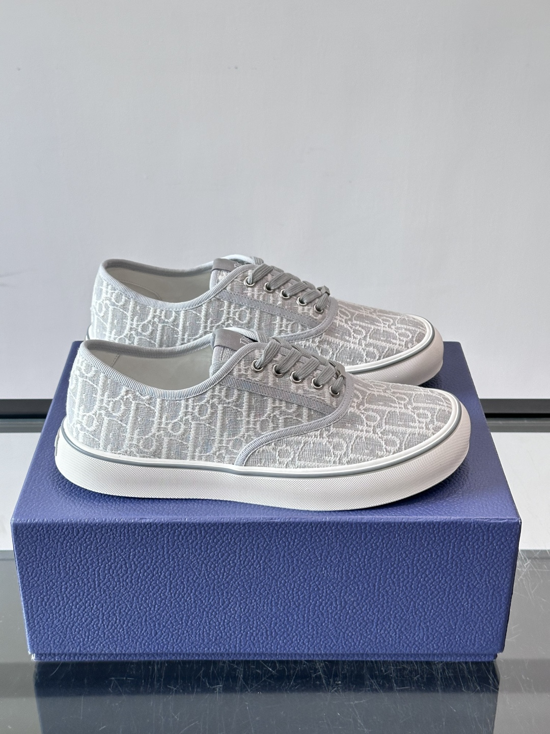 Dior Oblique Lace-Up Sneakers