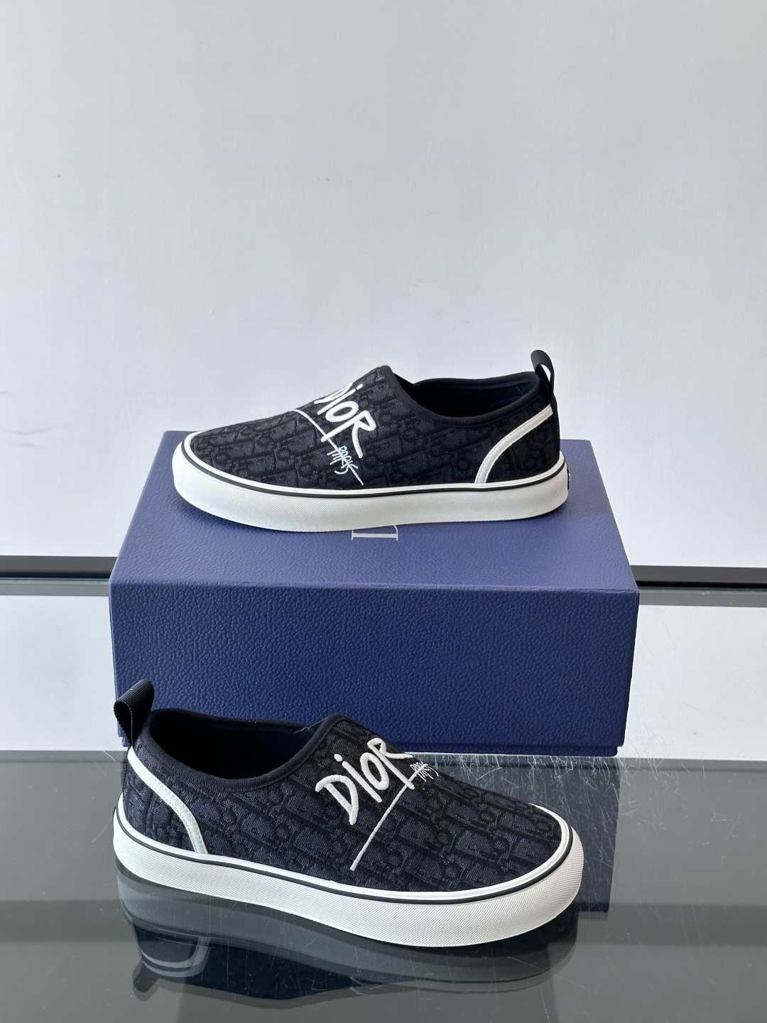Dior Oblique Embroidered Slip-On Sneakers