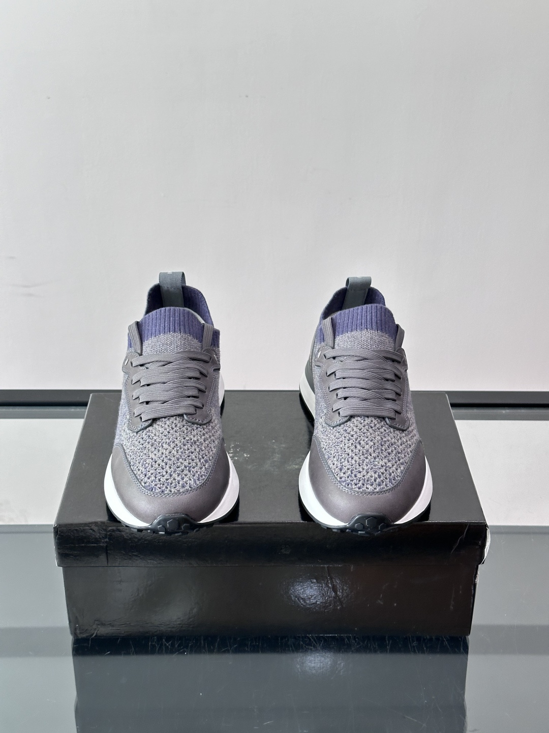 👟MAGNANNI西班牙🇪🇸品牌休闲飞织运动鞋👟主打透气舒适,飞织鞋面轻盈贴合,适合长时间穿着。厚底设计带来隐形增高效果 👟MAGNANNI西班牙🇪🇸品牌休闲飞织运动鞋👟主打透气舒适,飞织鞋面轻盈贴合,适合长时间穿着。厚底设计带来隐形增高效果