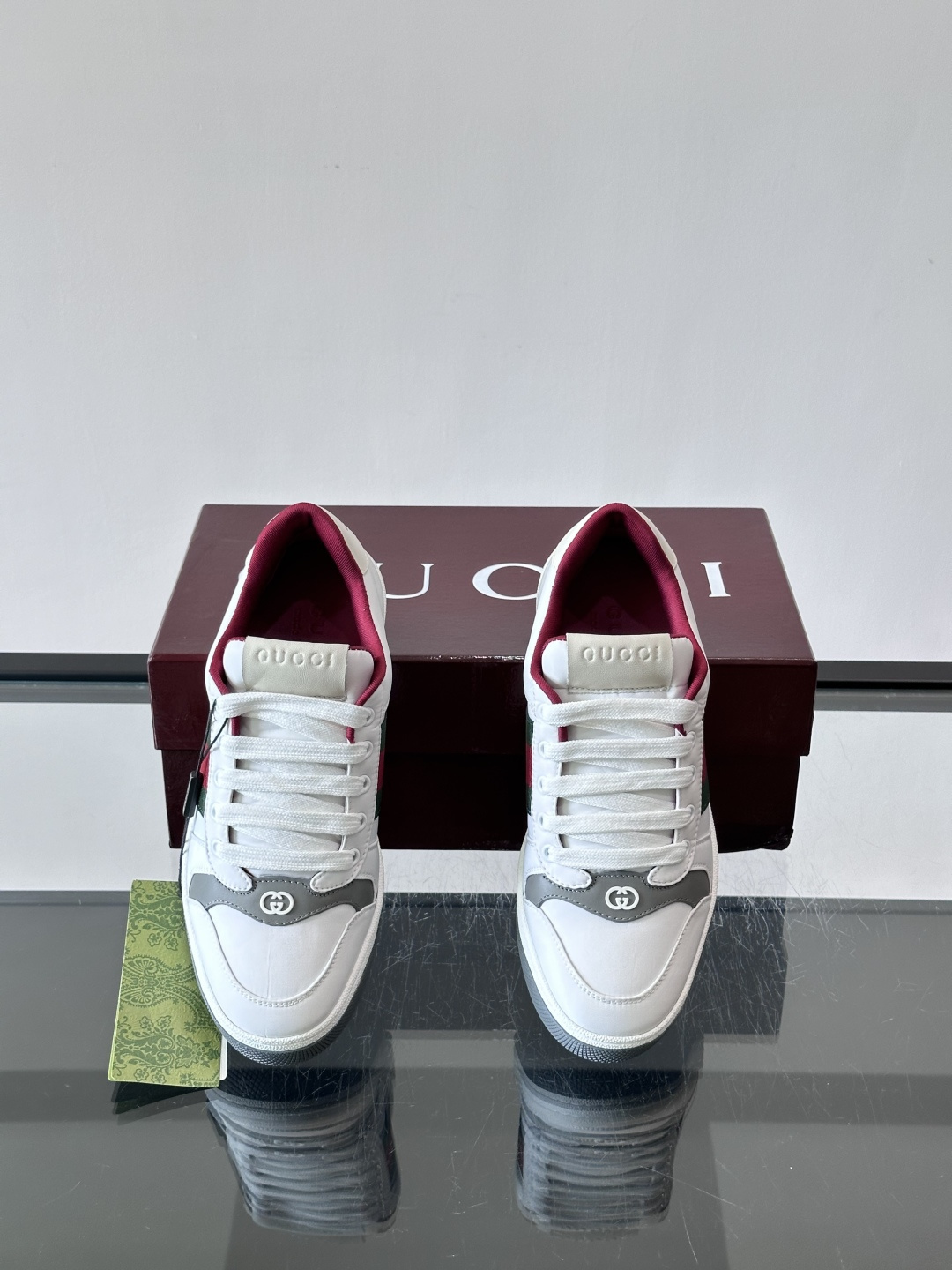 Gu～i🆕低帮运动鞋系列®复古小脏鞋〰️🔜这款运动鞋以70年代经典运动鞋为灵感原型🔸复古学院风款式与融入怀旧运动服风格的