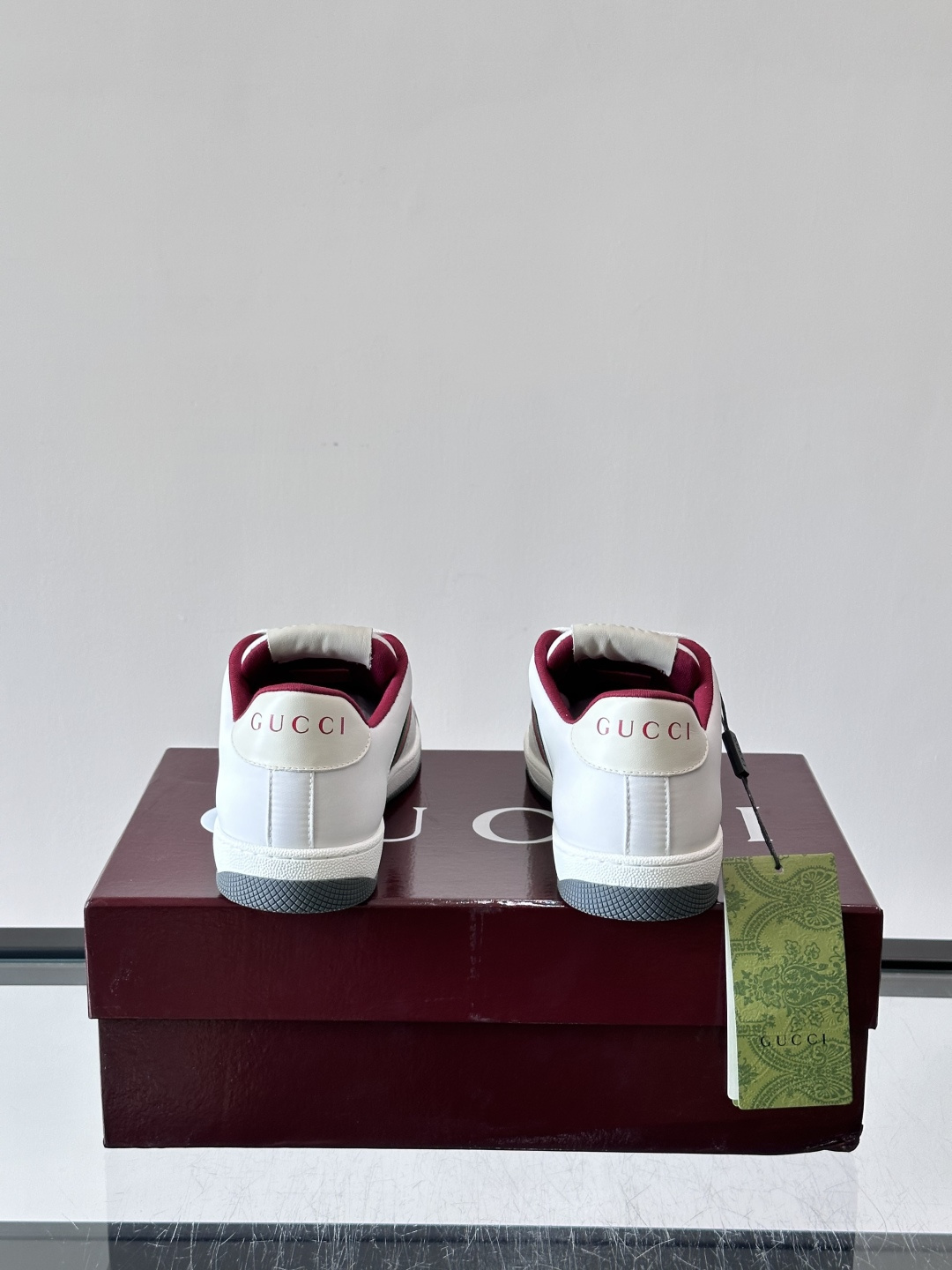 Gu～i🆕低帮运动鞋系列®复古小脏鞋〰️🔜这款运动鞋以70年代经典运动鞋为灵感原型🔸复古学院风款式与融入怀旧运动服风格的