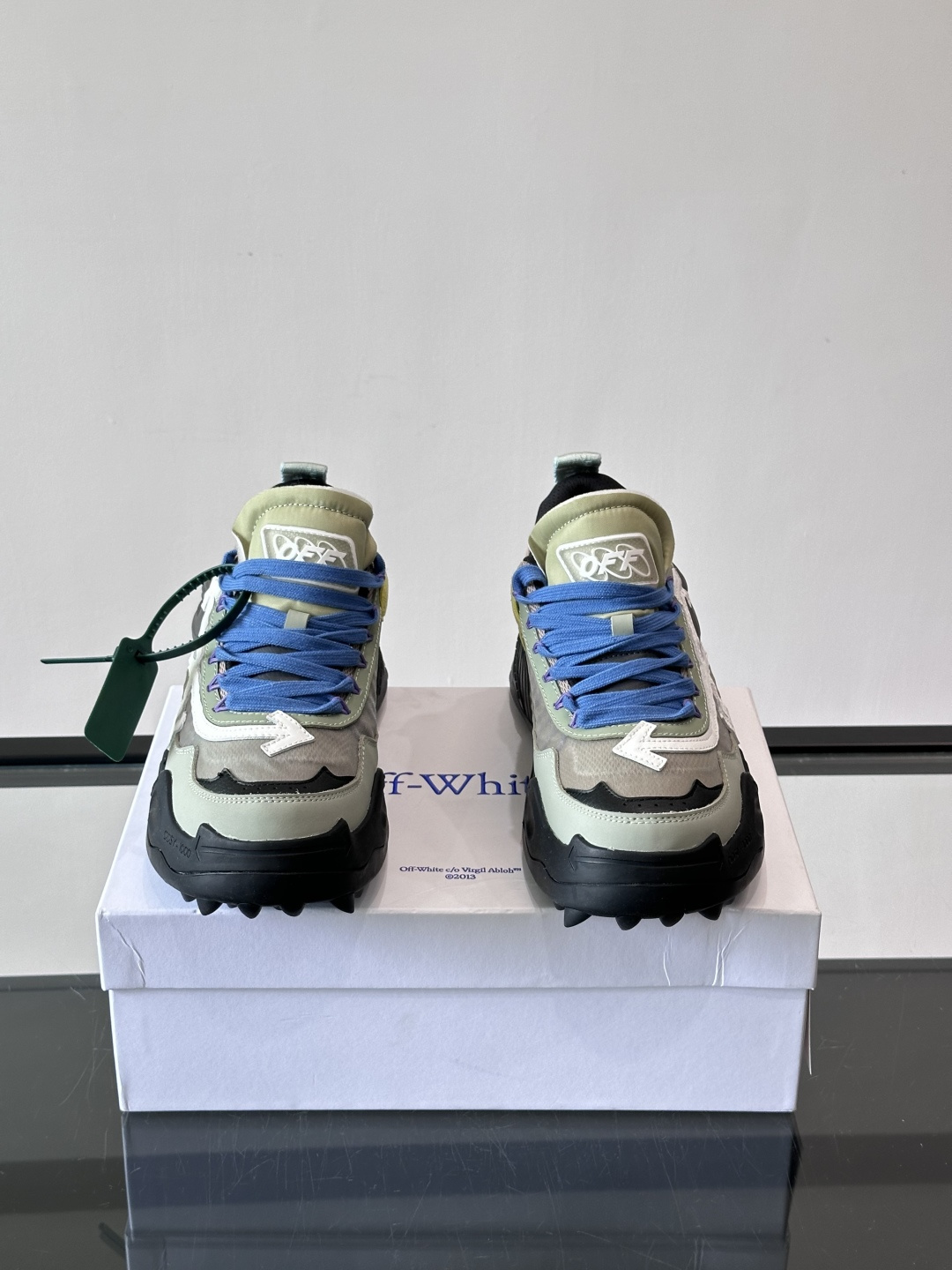 Off-White ODSY-1000 Sneakers