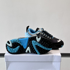 Off-White × Nike Air Max 90 情侣👫联名运动鞋,网面鞋身搭配撞色箭头绑带系统,透明蓝色 Off-White × Nike Air Max 90 情侣👫联名运动鞋,网面鞋身搭配撞色箭头绑带系统,透明蓝色