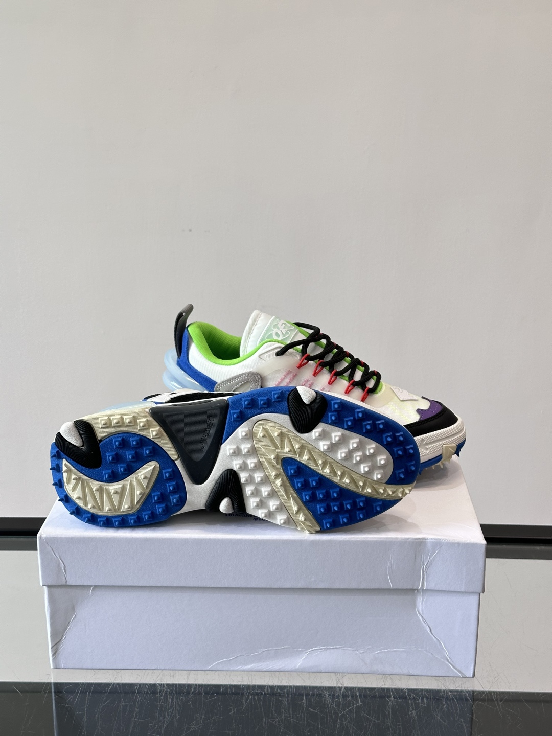 Off-White Arrow Chunky Sneakers