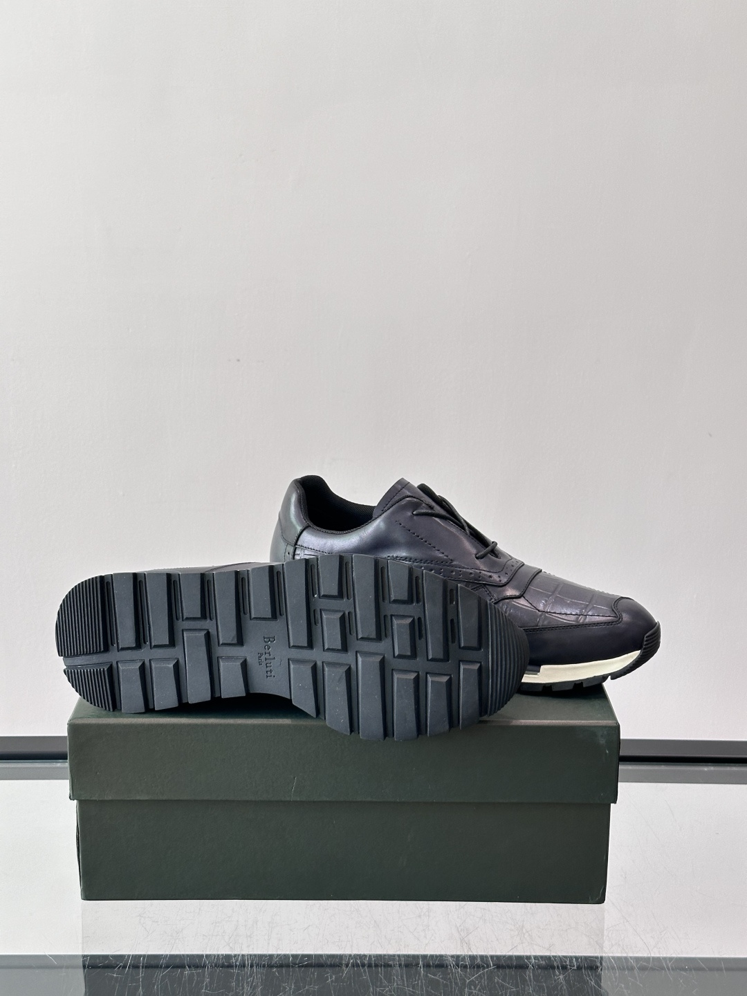 Berluti Navy Croc Embossed Leather Casual Sneakers