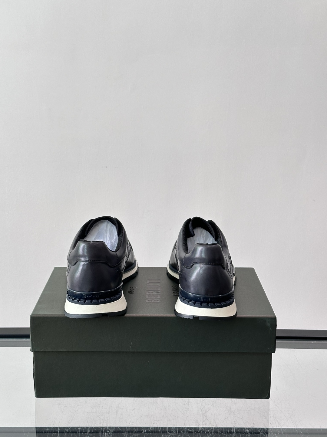 Berluti Navy Croc Embossed Leather Casual Sneakers