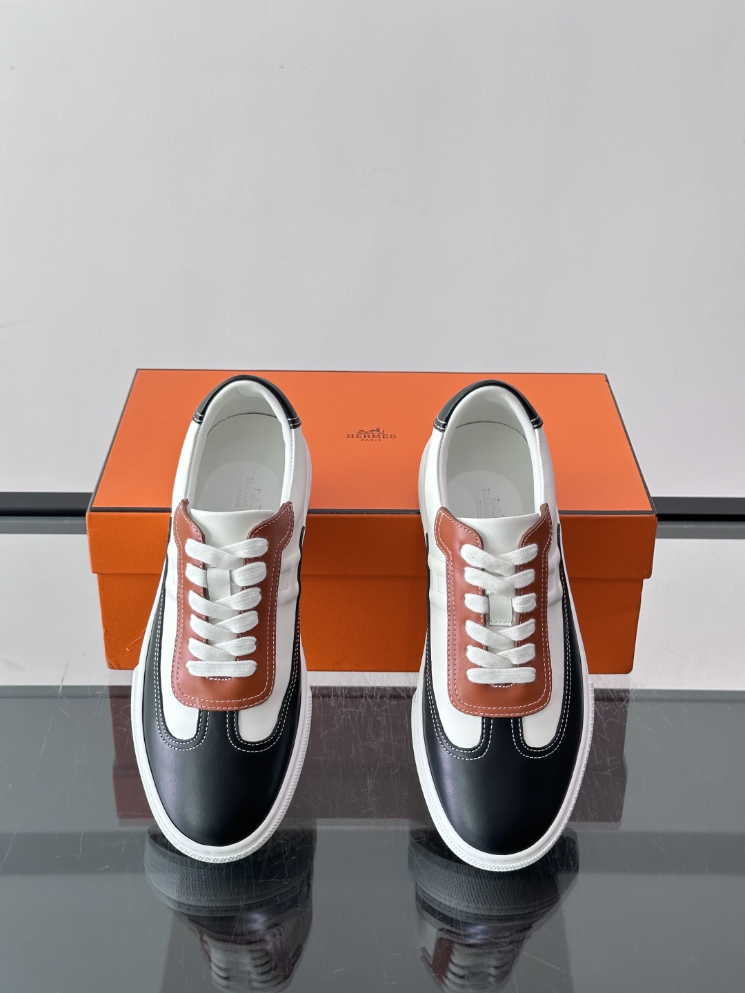 Hermes Colorblock H Logo Low Top Sneakers