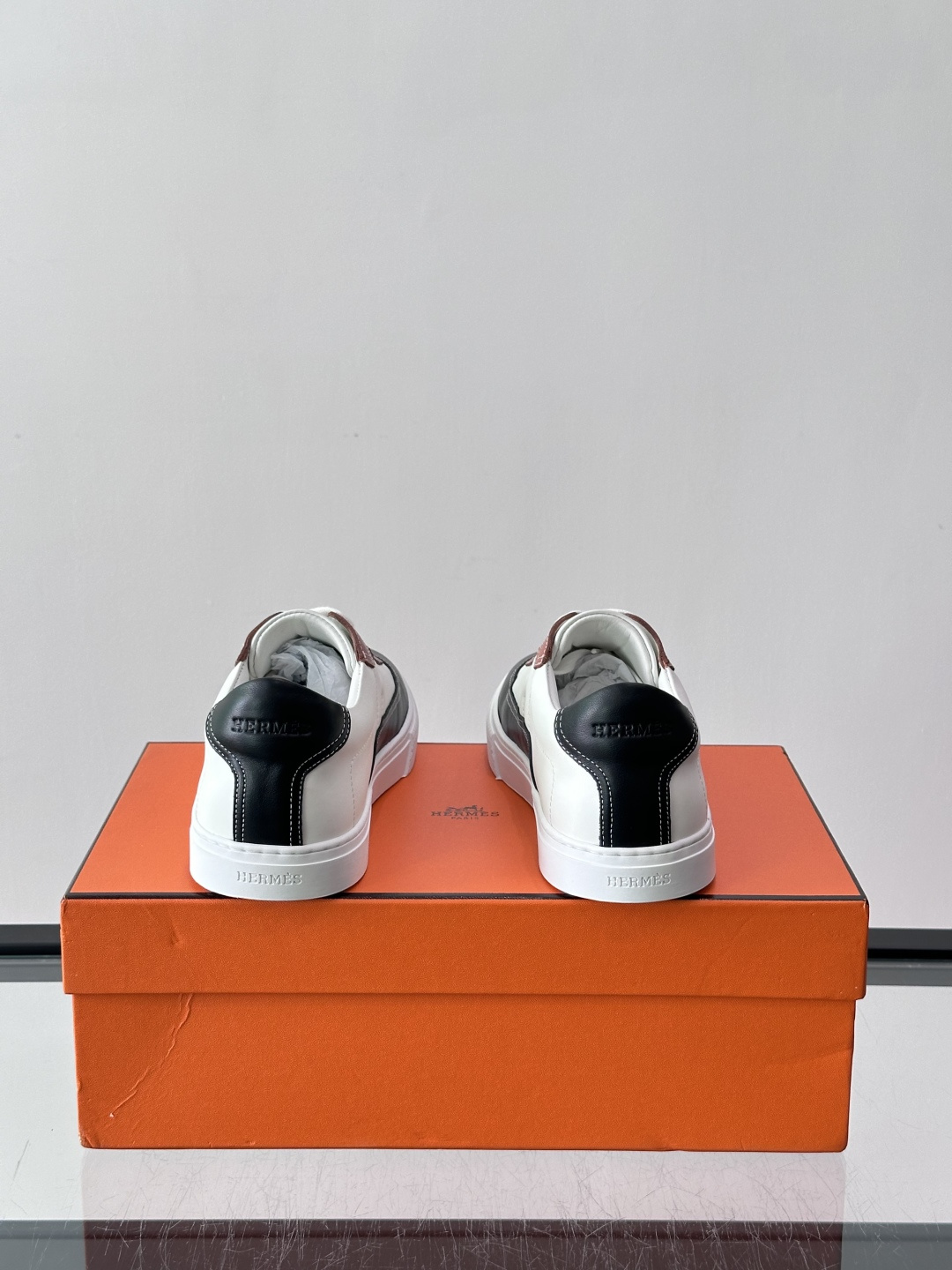 Hermes Colorblock H Logo Low Top Sneakers
