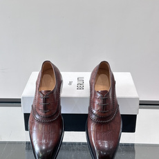 Berluti/布鲁提高端真皮大底正装皮鞋,采用进口牛皮鞋面 柔软有型,手工改色工艺,低调奢华气质,舒适透气版型,小牛皮 Berluti/布鲁提高端真皮大底正装皮鞋,采用进口牛皮鞋面 柔软有型,手工改色工艺,低调奢华气质,舒适透气版型,小牛皮