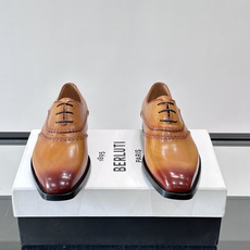 Berluti/布鲁提高端真皮大底正装皮鞋,采用进口牛皮鞋面 柔软有型,手工改色工艺,低调奢华气质,舒适透气版型,小牛皮 Berluti/布鲁提高端真皮大底正装皮鞋,采用进口牛皮鞋面 柔软有型,手工改色工艺,低调奢华气质,舒适透气版型,小牛皮