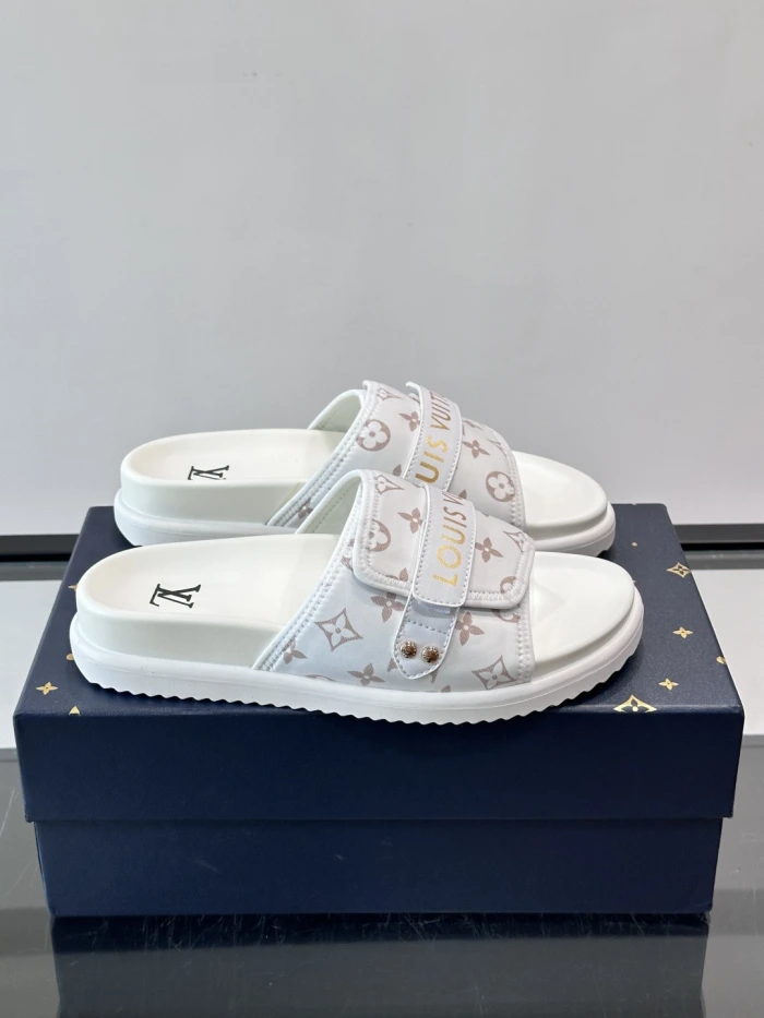 루이비통 신발 149170 Louis Vuitton Sandals