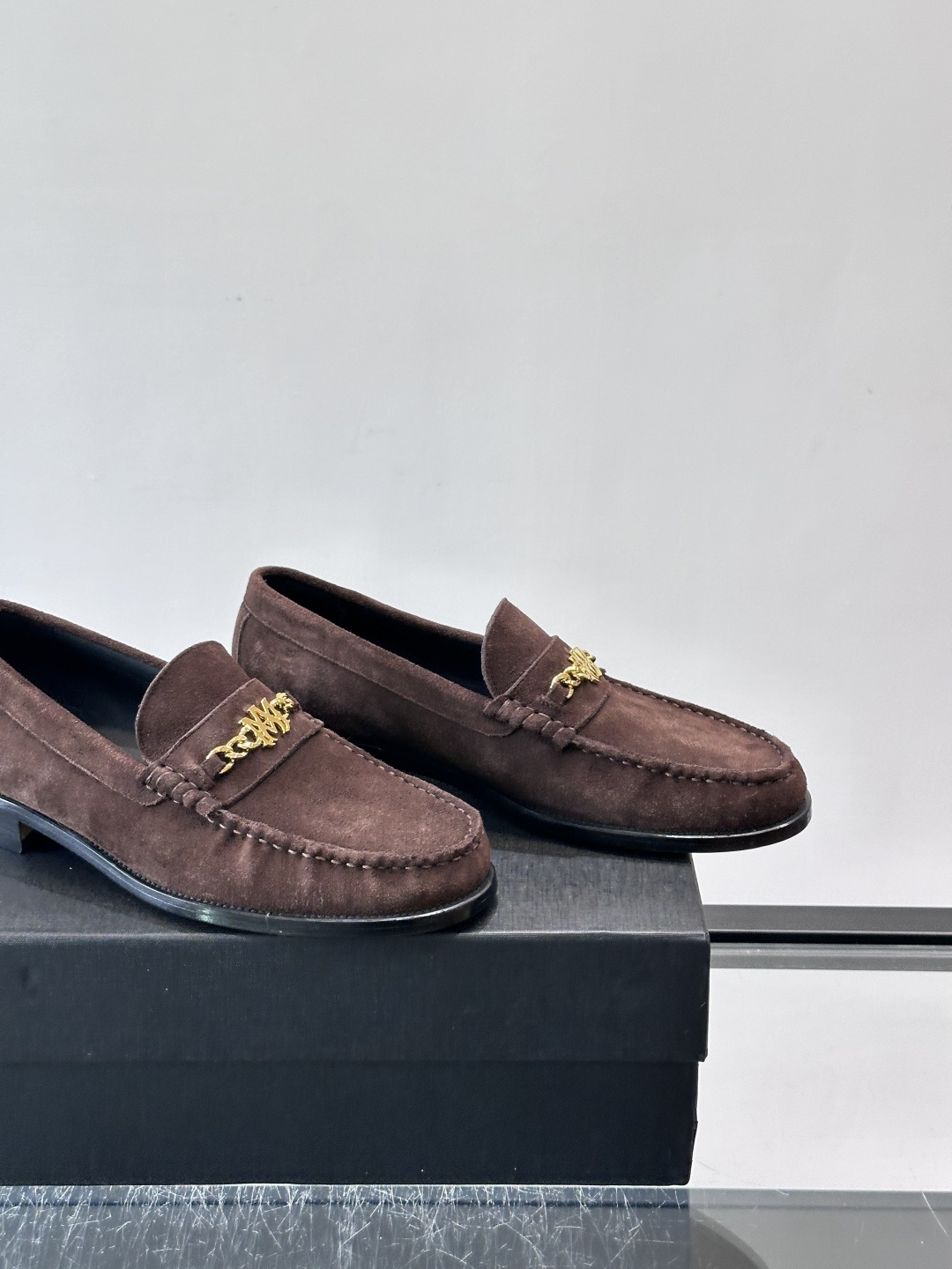 AMIRI MA Chain Gold Logo Brown Suede Loafers