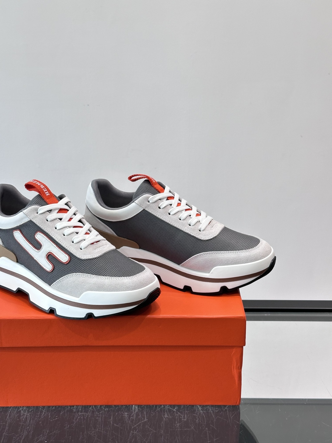 Hermes Advantage Sneaker