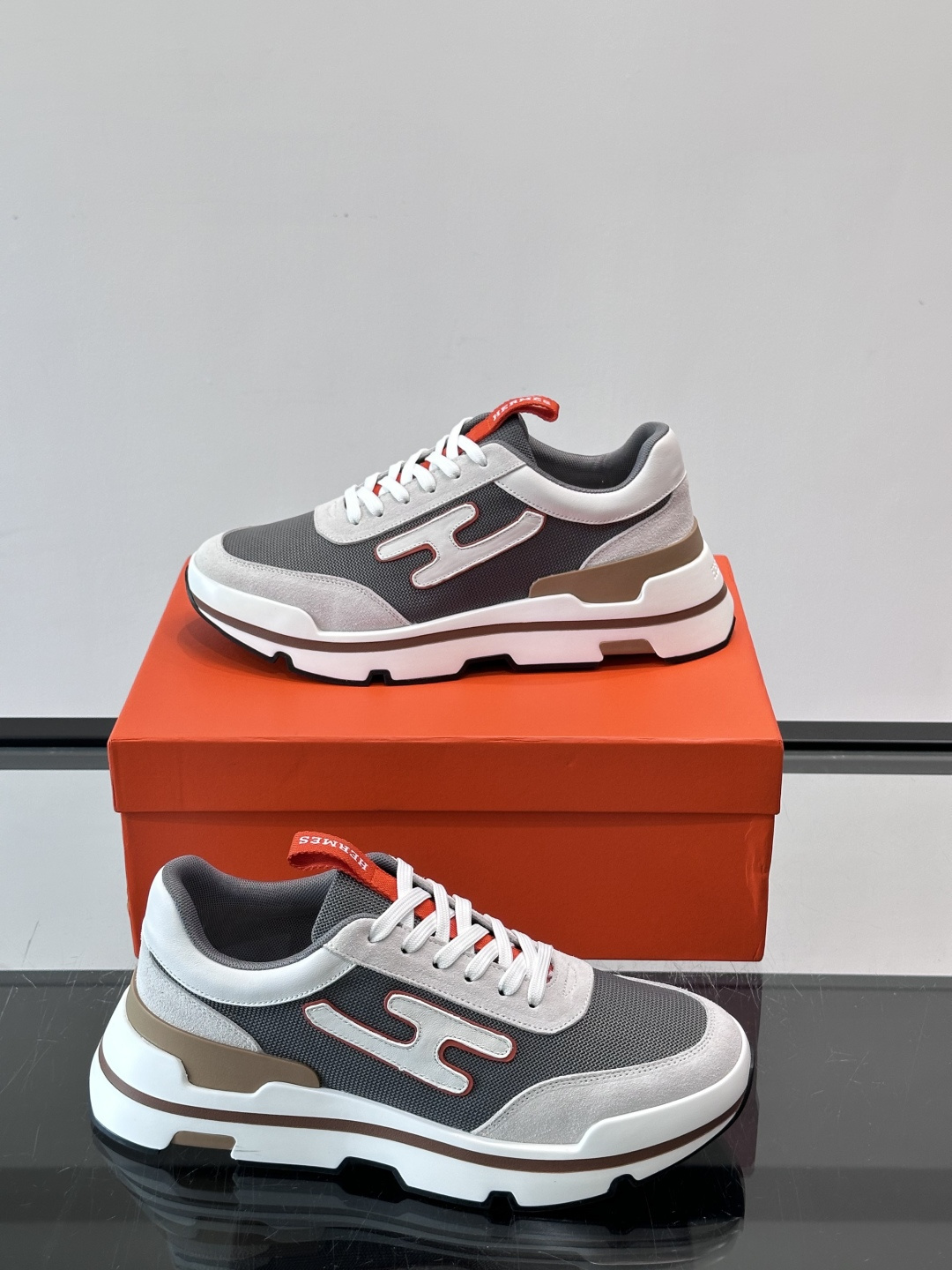 Hermes Advantage Sneaker