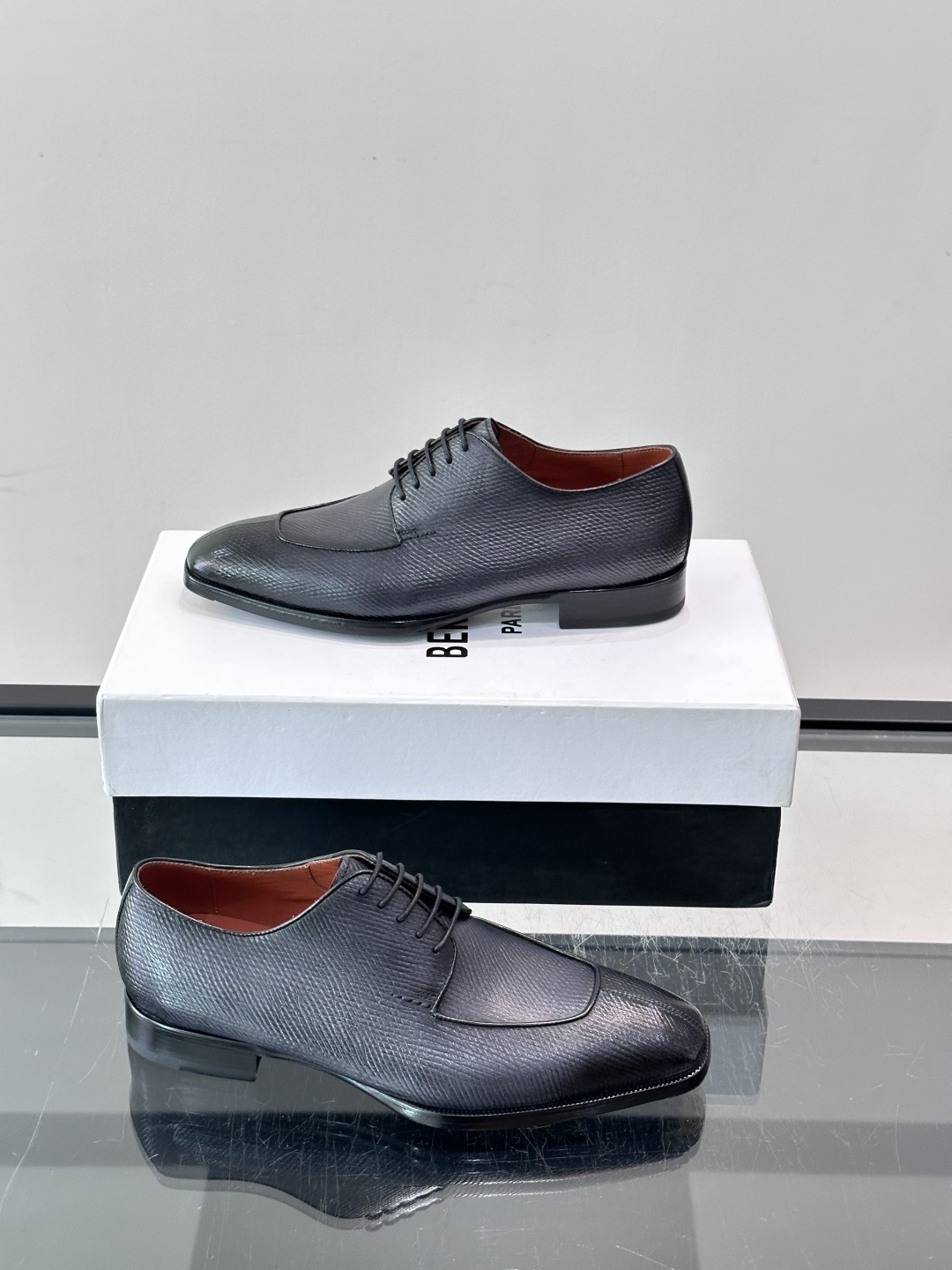Berluti Scritto Leather Oxford Dress Shoes