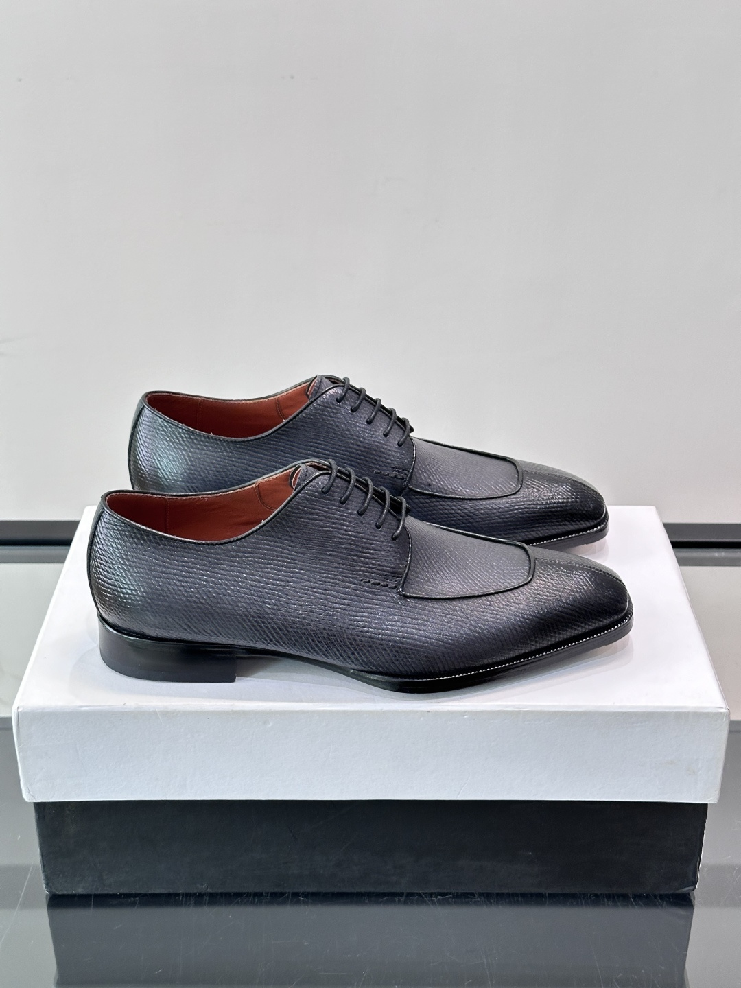 Berluti Scritto Leather Oxford Dress Shoes