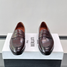Berluti/布鲁提高端真皮大底正装皮鞋,采用进口牛皮鞋面 柔软有型,手工改色工艺,低调奢华气质,舒适透气版型,小牛皮 Berluti/布鲁提高端真皮大底正装皮鞋,采用进口牛皮鞋面 柔软有型,手工改色工艺,低调奢华气质,舒适透气版型,小牛皮